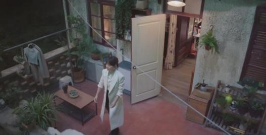 六姊妹》奚美娟和邬君梅才知啥是真穷人凯发首页登录浓妆艳抹别演穷人！看《(图13)