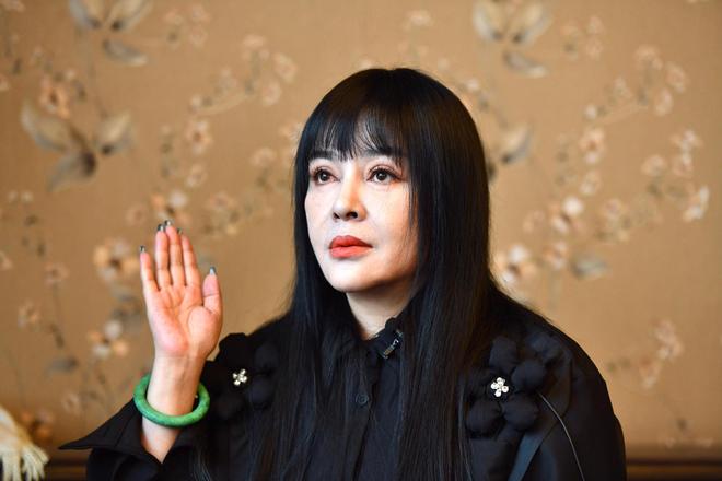 因病去世上个月刚抱孙子凯发网址62岁千百惠(图2)